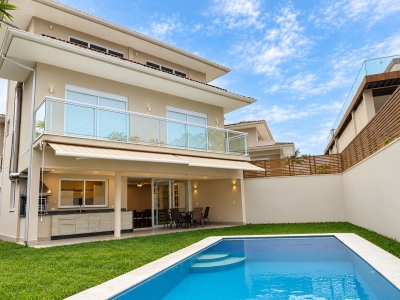 Praia Baleia – Condomínio Fechado
