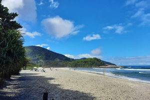 Praia Camburi - Condomínio Pé na Areia