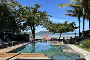 Praia Juquehy - Condomínio Pé na Areia