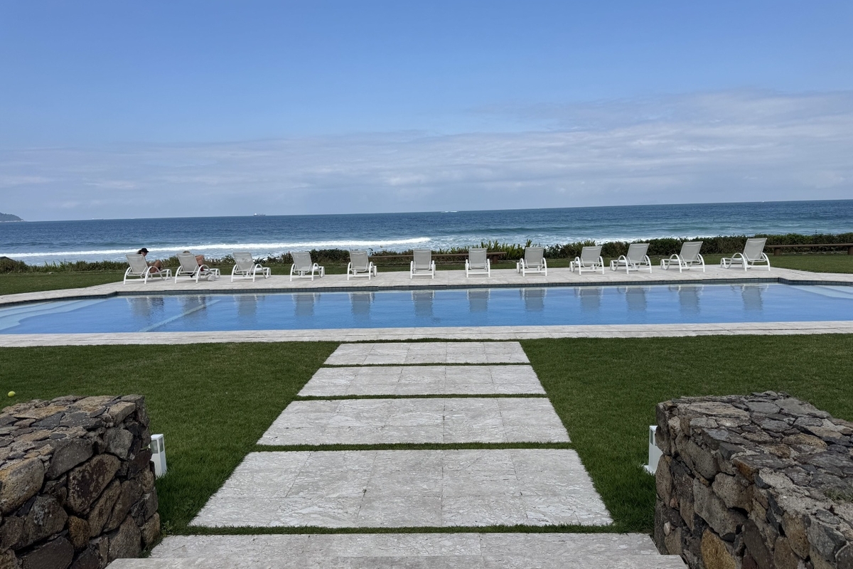 Praia Maresias - Condomínio Fechado