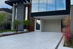 Praia de Riviera de São Lourenço - Condomínio Fechado
