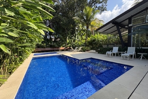 Praia da Baleia - Condomínio Fechado