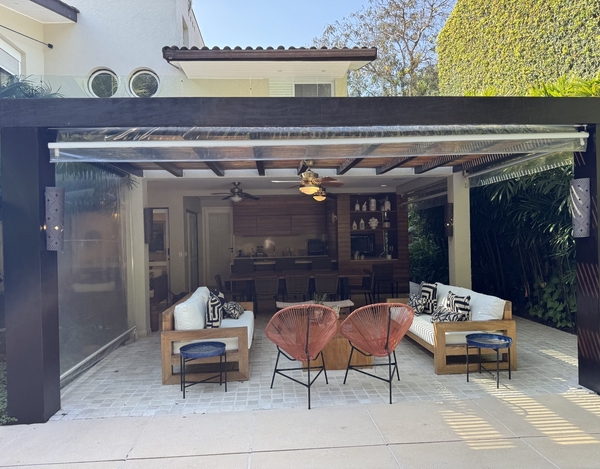 Praia da Baleia - Condomínio Fechado