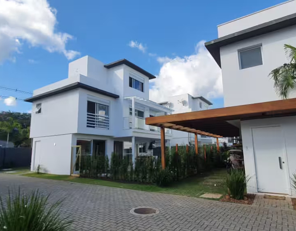 Praia Maresias - Condomínio Fechado