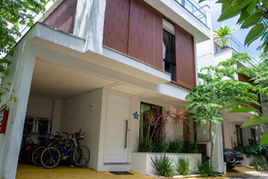 Praia de Camburi - Condomínio Fechado