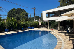 Praia de Camburi - Condomínio Fechado