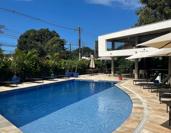 Praia de Camburi - Condomínio Fechado