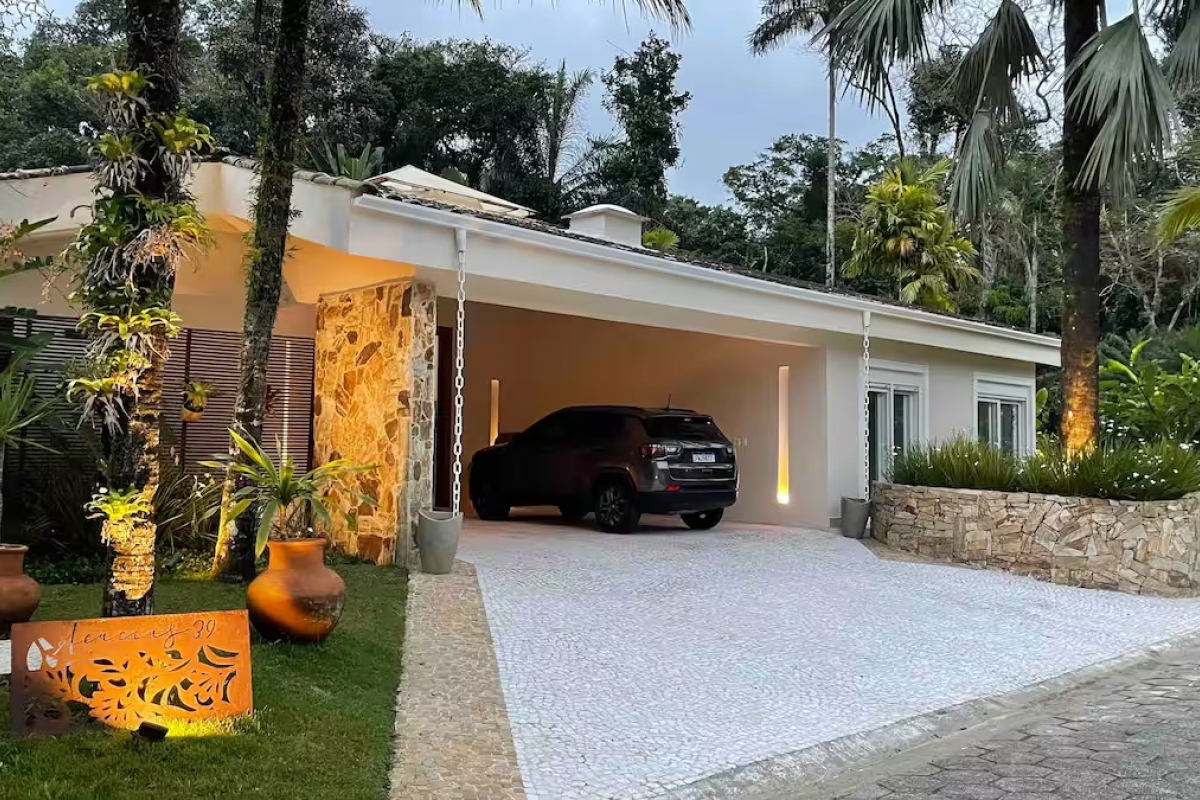 Praia Engenho - Condomínio Fechado