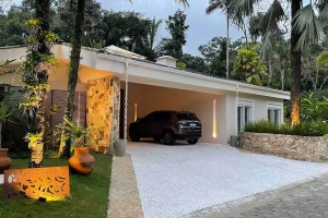 Praia Engenho - Condomínio Fechado