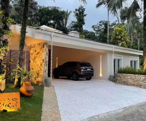 Praia Engenho - Condomínio Fechado