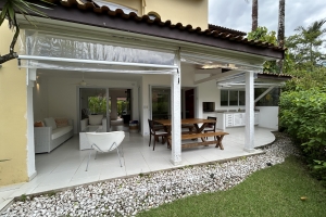 Praia Baleia - Condomínio Fechado