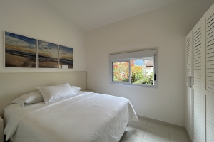 Praia Baleia - Condomínio Fechado