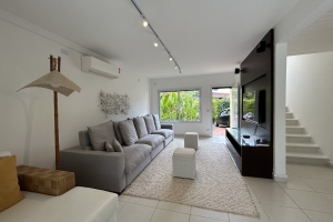 Praia Baleia - Condomínio Fechado