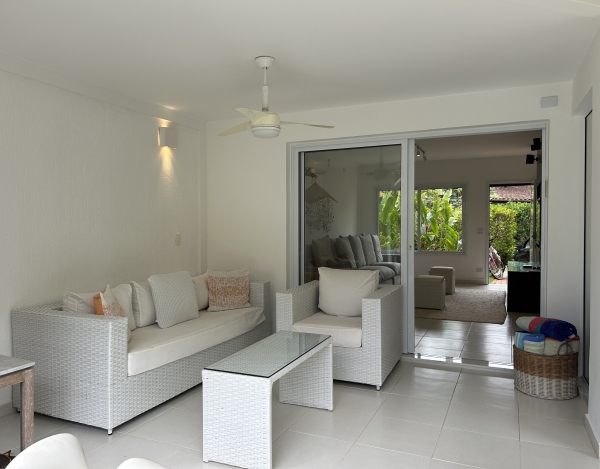 Praia Baleia - Condomínio Fechado