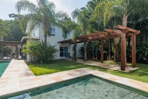 Praia Maresias - Condomínio Fechado